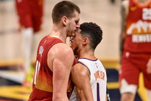 NBA playoffs 2021: Suns sweep Nuggets after Jokic ejection, Giannis' Bucks level Nets series