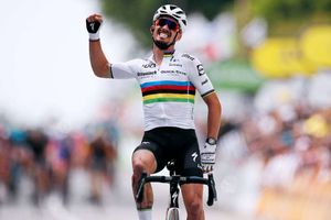 Tour de France: Alaphilippe delights home fans as Froome crashes on chaotic first stage