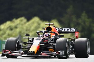In-form Max Verstappen enjoys serene Styrian GP success