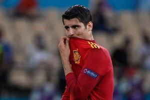 Luis Enrique and Spain players back struggling Morata after boos in Euro 2020 stalemate
