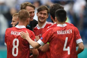 Finland 0-1 Russia: Miranchuk strike sets up thrilling finish to Group B in Euro 2020