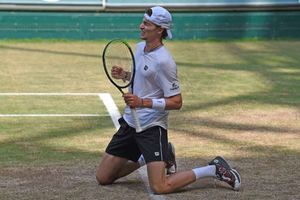 Humbert downs Rublev to clinch Halle Open title
