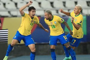 Brazil 1-0 Peru: Selecao reach Copa America final as Tite equals record