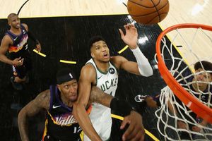 NBA Finals 2021: Bucks need Giannis to heat up after Suns race into series lead