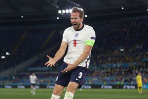 England have 'best finisher in the world' with resurgent Kane