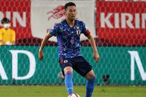 Tokyo 2020: Japan captain Yoshida questions Olympics spectator ban