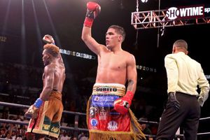 Charlo, Castano fight to draw in light-middleweight unification bout