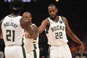 NBA playoffs 2021: Middleton carries Bucks to first Finals since 1974