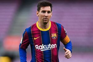 Rumour Has It: PSG trump Barca's offer to Messi, Man Utd weighing up Pogba-Varane swap with Madrid