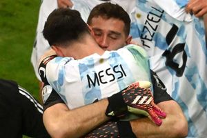 Martinez's heroics has Messi on cusp of coveted Argentina crown