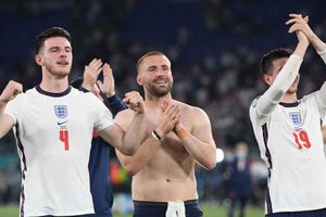 Three assists, eight chances created – Shaw improving every game, says Southgate