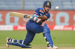 Shikhar Dhawan says team thought Manish, Suryakumar would take India home
