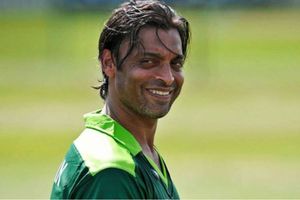 Make sure you have your match on within your brain, not with the batsmen: Shoaib Akhtar to India pacers