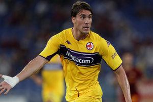 Fiorentina boss: 'There's never been a problem' with Tottenham, Man City and Inter target Vlahovic
