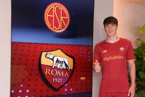 Roma seal Shomurodov signing from Serie A rivals Genoa