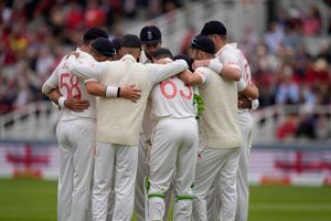 Andrew Strauss feels manner of defeat could hurt bruised and battered England in remaining Tests