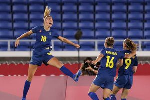 Tokyo Olympics: Rolfo strike sends Sweden through to final with Canada