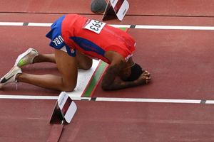 Tokyo Olympics Recap: Echevarria injury anguish after long jump silver in Greek upset, US avoid basketball shock