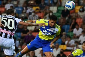 Allegri reacts to Ronaldo rumours as Juventus rue late goal that got away