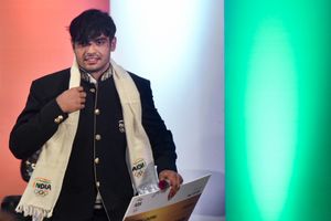 Neeraj Chopra visits ex-coach Kashinath Naik