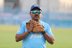 IPL 2021: Delhi Capitals looking to start second half from scratch, says Assistant Coach Pravin Amre