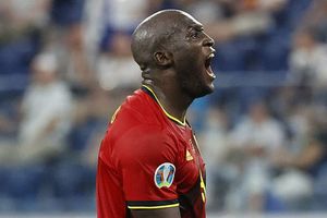 BREAKING NEWS: Lukaku rejoins Chelsea from Inter in club-record transfer