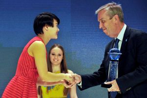 Tokyo 2020: Shi Tingmao of China completes Olympic 3-meter diving sweep