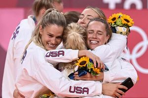 Tokyo Olympics: USA top medal table as American women strike gold on final day