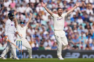 India vs England 4th Test Day 4: Tourists lose three key wickets before lunch; Kohli falls for 44