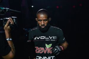 Joe Rogan says 'prime' Demetrious Johnson is MMA GOAT