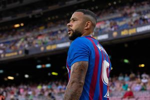 Barcelona vs Granada: A much-awaited face off between friends Depay and Arias