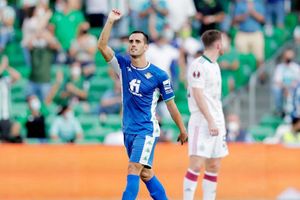 Real Betis 4-3 Celtic: Bhoys beaten after stunning start in Seville