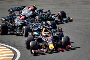 Hamilton lagging behind after Red Bull's 'big leap', but Verstappen wants more