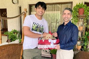 Golden boys reunited! Neeraj Chopra gifted with a puppy named 'Tokyo' by Abhinav Bindra