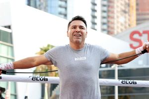 Oscar De La Hoya hospitalised with COVID-19
