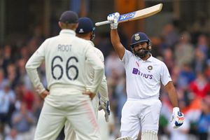 Rohit Sharma slams maiden overseas Test century; Yuvraj Singh to Ian Bell, cricketing fraternity hails him