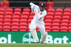 Day/Night Test: Smriti Mandhana scores career-best 80*; India reach 132/1 as rain forces early stumps