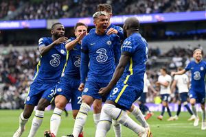 Tottenham 0-3 Chelsea: Clinical European champions ease to derby win