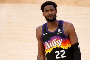 Suns star Ayton among players not to sign extensions before rookie contract deadline
