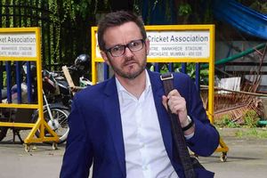 Mike Hesson: Australia tackle New Zealand swing bowlers better than India batsmen