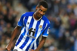 Rumour Has It: Barca want Isak as alternative to Haaland