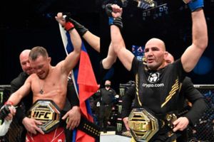 UFC 267 results and recap: Teixeira takes light heavyweight title at 42, Yan claims bantamweight belt in FOTN