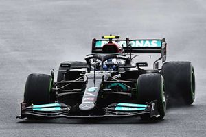 Hamilton frustrated as Mercedes team-mate Bottas wins Turkish Grand Prix