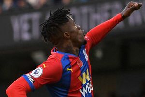 Manchester City 0-2 Crystal Palace: Zaha, Gallagher down 10-man champions in Pep's 200th Premier League game