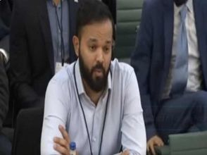 Azeem Rafiq apologises for using 'Anti-Semitic' language in text messages in 2011
