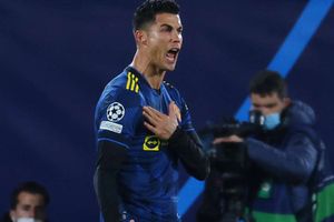 Villarreal 0-2 Manchester United: Ronaldo and Sancho send Red Devils into last 16