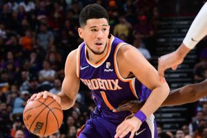 NBA: Suns sizzle as Celtics cool Heat, Thunder stun LeBron-less Lakers