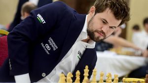 World Chess Championship: Magnus Carlsen to defend title against familiar foe