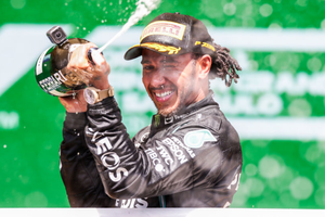 Hamilton continues late title push in Qatar after Brazil brilliance