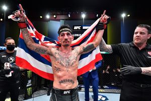UFC Vegas 42 results and recap: Holloway decisions Rodriguez as Rogerio de Lima finishes Rothwell
